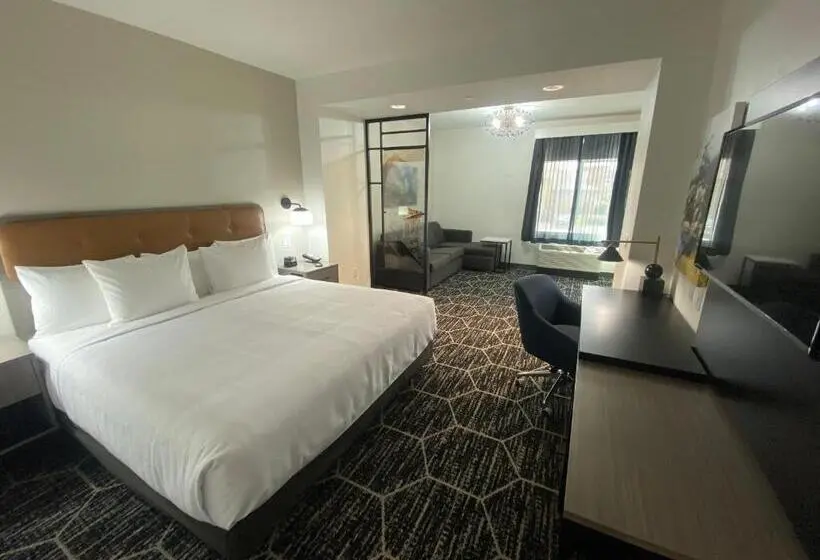 キングサイズベッドのスイートルーム, La Quinta Inn & Suites By Wyndham Yucaipa