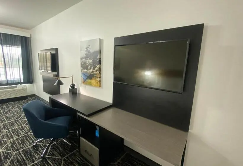 キングサイズベッドのスイートルーム, La Quinta Inn & Suites By Wyndham Yucaipa