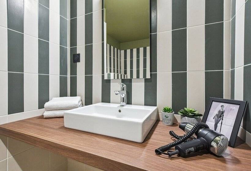 Perhehuone, Jost Hotel Montpellier Centre St Roch