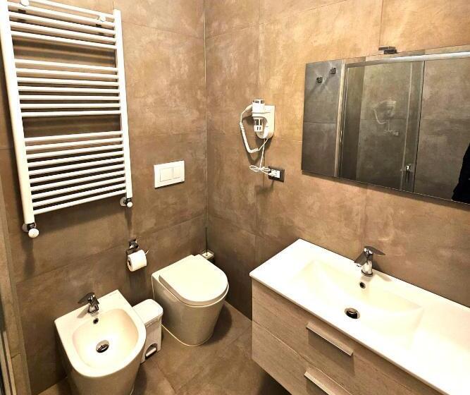 اتاق استاندارد, Mammasisi