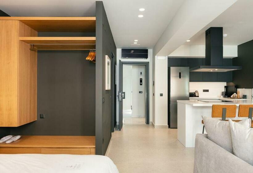 Полулюкс, Porta Suites