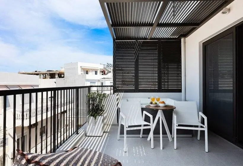 سوییت جونیور با چشم‌انداز دریا, Porta Suites