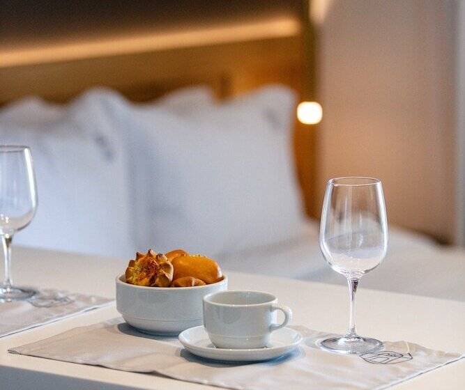 Полулюкс Вид на Море, Porta Suites