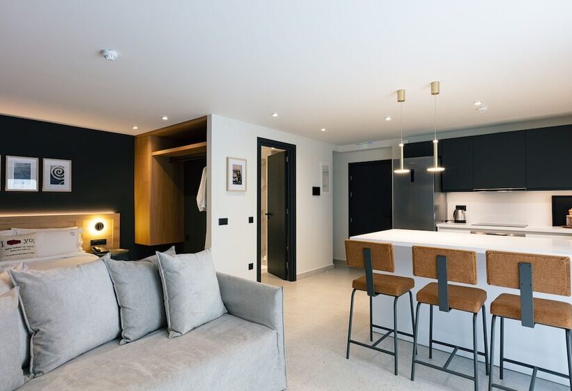 Люкс с Террасой, Porta Suites