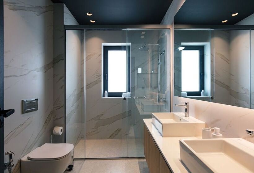 Люкс Superior, Porta Suites