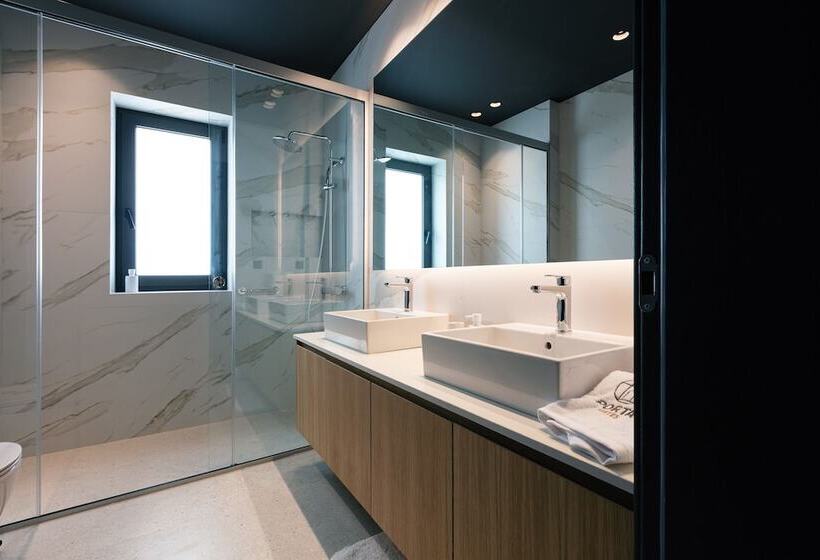 Люкс Superior, Porta Suites