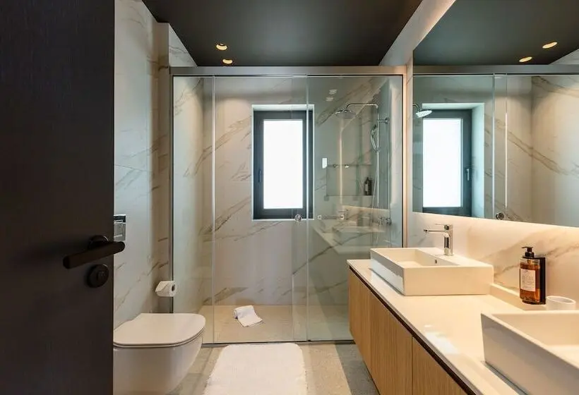 سوئیت پریمیوم با چشم‌انداز دریا, Porta Suites