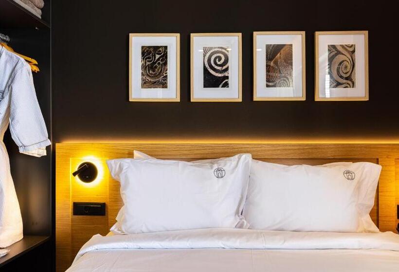 Полулюкс Вид на Море, Porta Suites