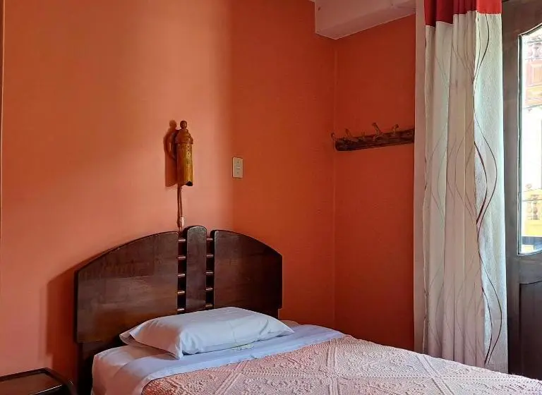 スタンダードシングルルーム, Hostal Rumi Huasi