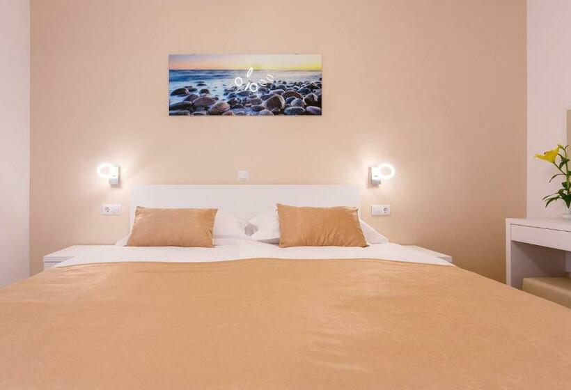 חדר דלוקס צדדי נוף לים, Villa Stonehouse