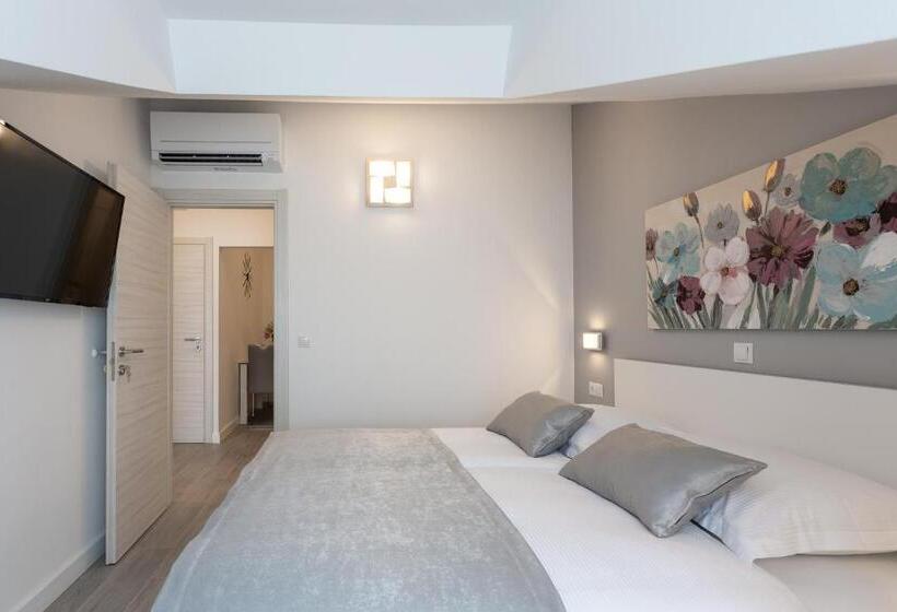 דירת חדר נוף לים, Villa Stonehouse