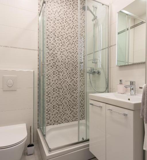 דירת חדר נוף לים, Villa Stonehouse