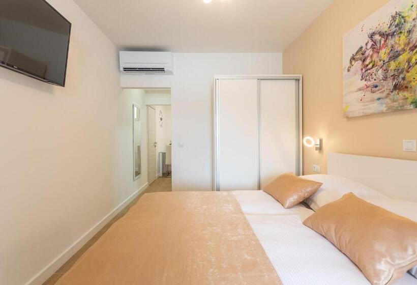 סטודיו סטנדרטי נוף לים, Villa Stonehouse