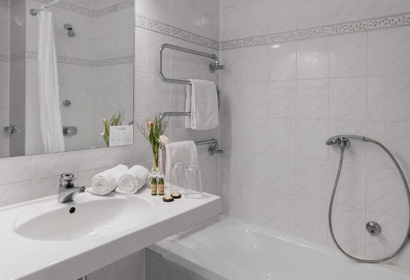 디럭스 트리플 룸, Stadt Gütersloh