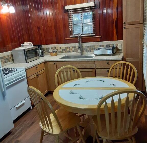 جناح ديلوكس سرير كينج, Miranda Gardens Resort