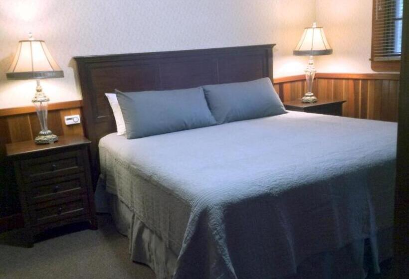 חדר דלוקס עם מיטת קינג, Miranda Gardens Resort