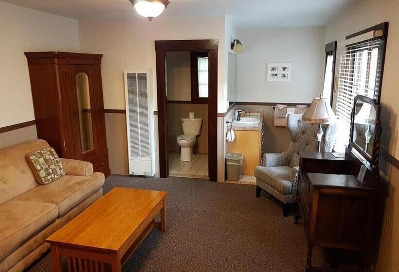 غرفة ديلوكس سرير كينج, Miranda Gardens Resort