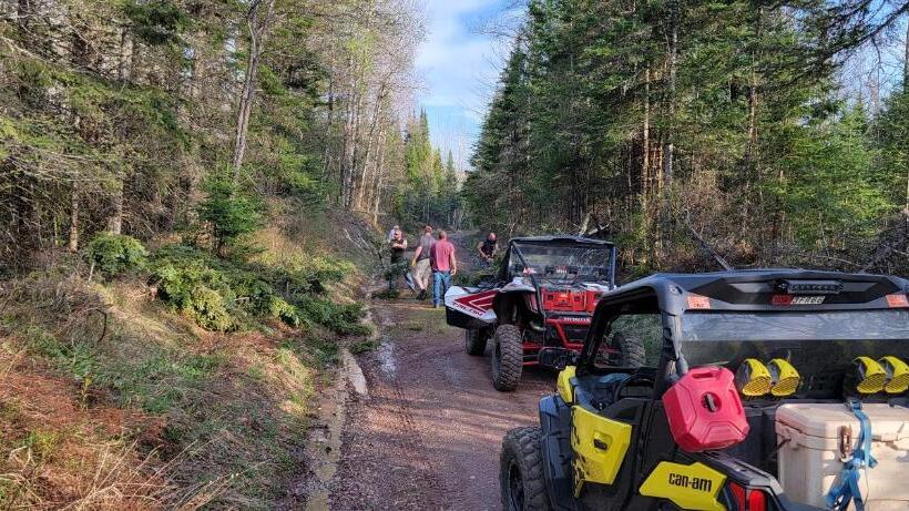 חדר דחוקס עם מיטת קינג, Snow Chasers Lodge