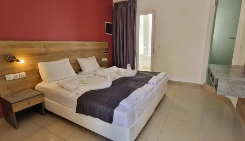 Chambre Standard Vue Piscine, Sunset Paradise