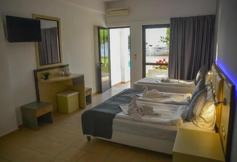 Chambre Quadruple Supérieure, Sunset Paradise