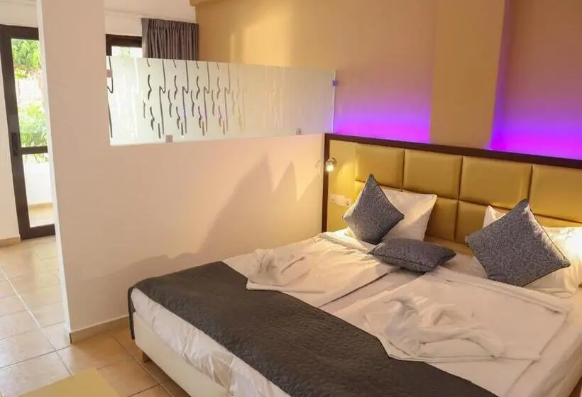 Chambre Quadruple Supérieure, Sunset Paradise