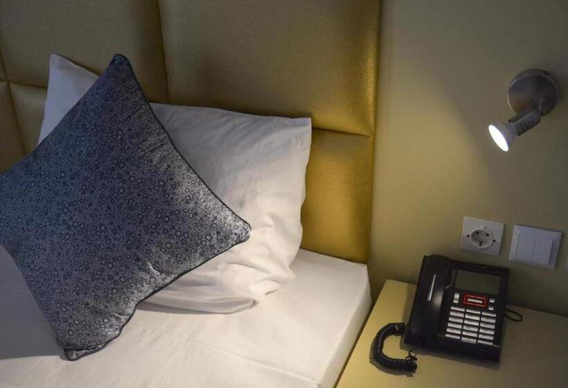 Четырехместный Номер Superior, Adele Resort