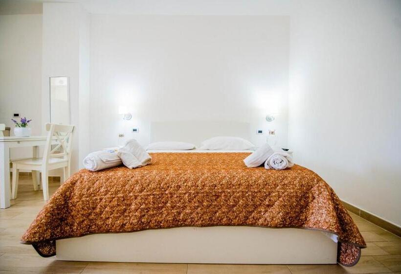 Quarto Quádruplo Deluxe, Residence O Sole Mio Pompei