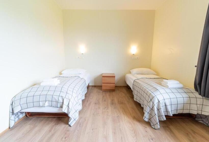 اتاق استاندارد سه نفره, Adventure Hotel Geirland