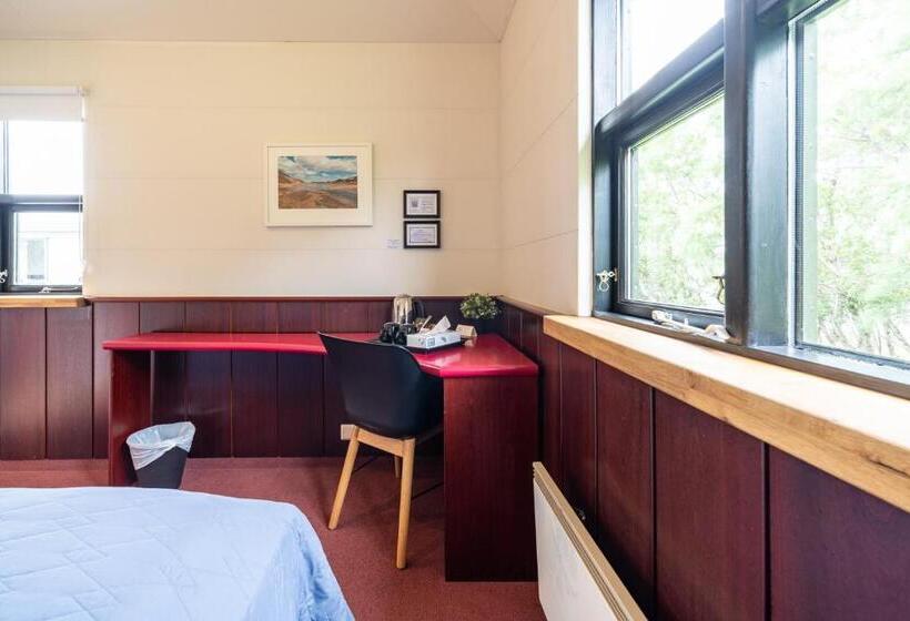 اتاق اکونومی, Adventure Hotel Geirland