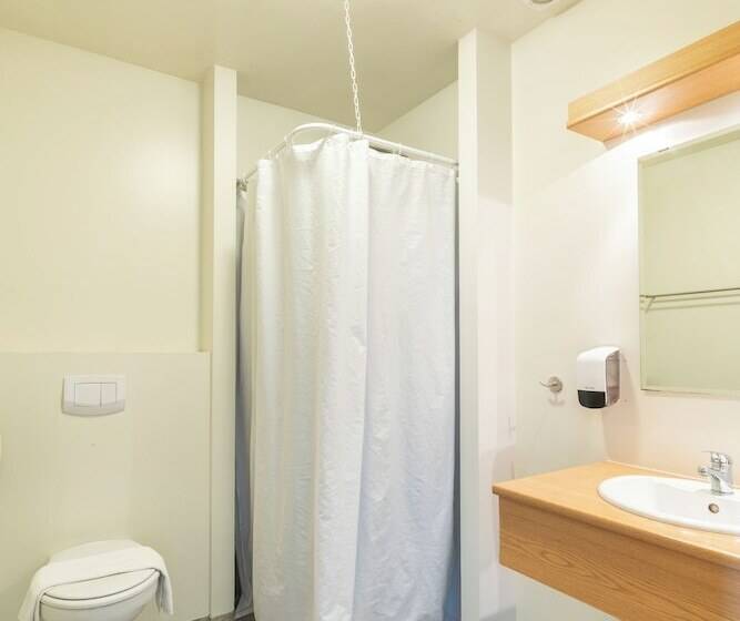 اتاق استاندارد, Adventure Hotel Geirland