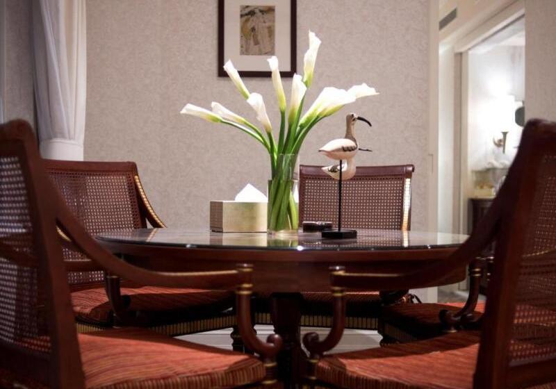 استودیوی استاندارد, Apricot