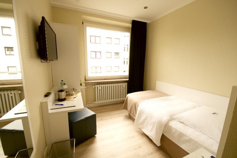 اتاق استاندارد با چشم‌انداز دریاچه, Apricot