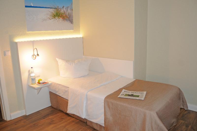 اتاق استاندارد با چشم‌انداز دریاچه, Apricot