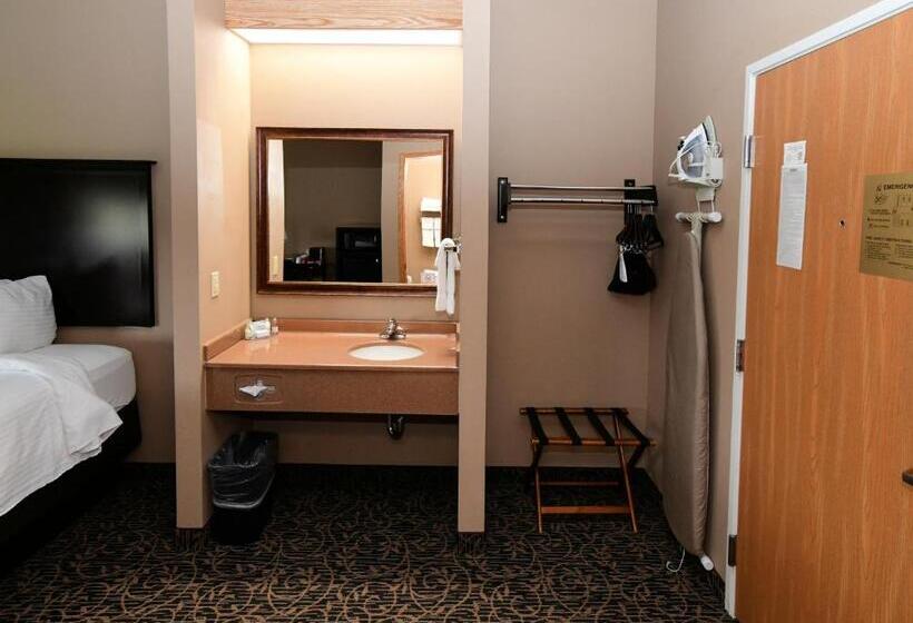 Люкс, Cobblestone Inn & Suites   Denison | Majestic Hills