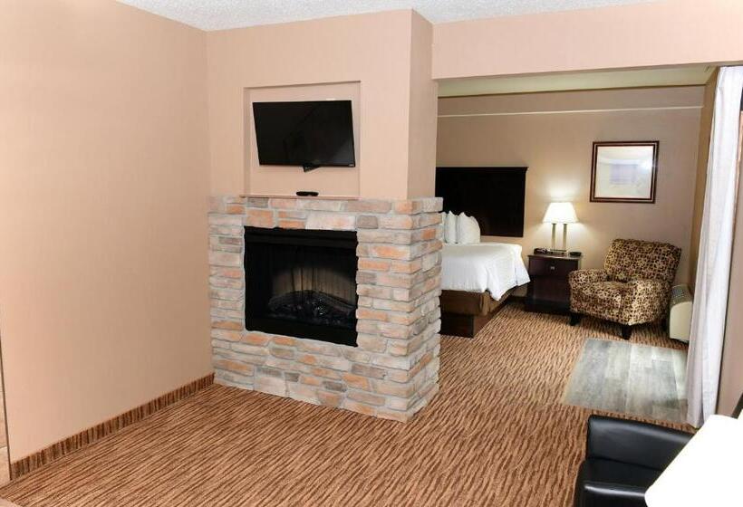 Люкс Кровать Кинг, Cobblestone Inn & Suites   Denison | Majestic Hills