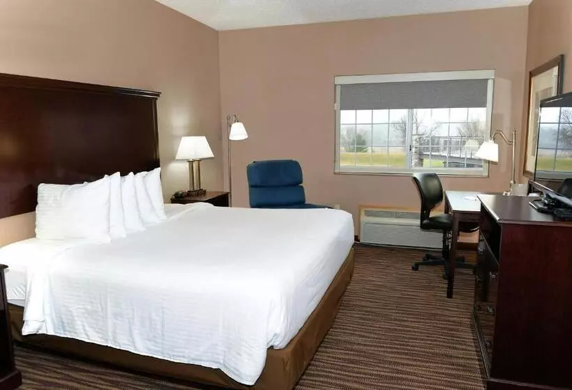身障者適用キングサイズベッドルーム, Cobblestone Inn & Suites   Denison | Majestic Hills
