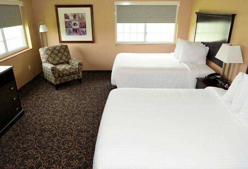Люкс, Cobblestone Inn & Suites   Denison | Majestic Hills