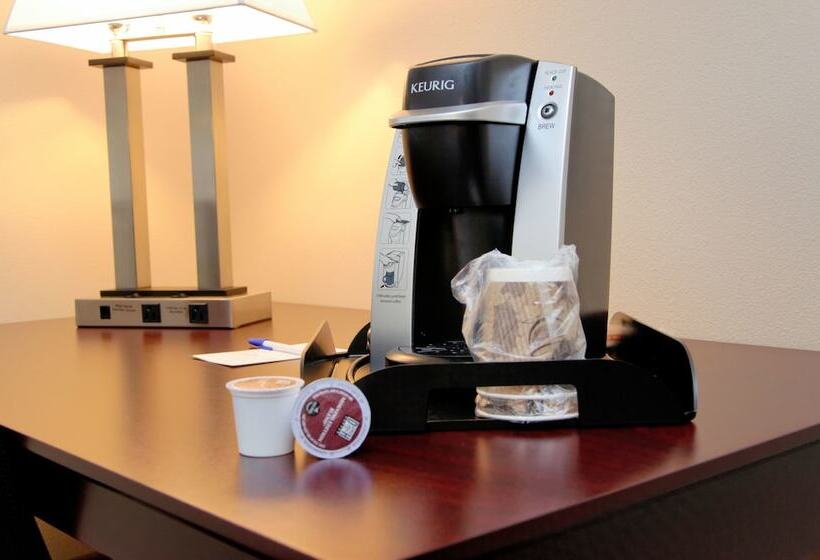 Family Suite, Cobblestone Inn & Suites  Fort Madison