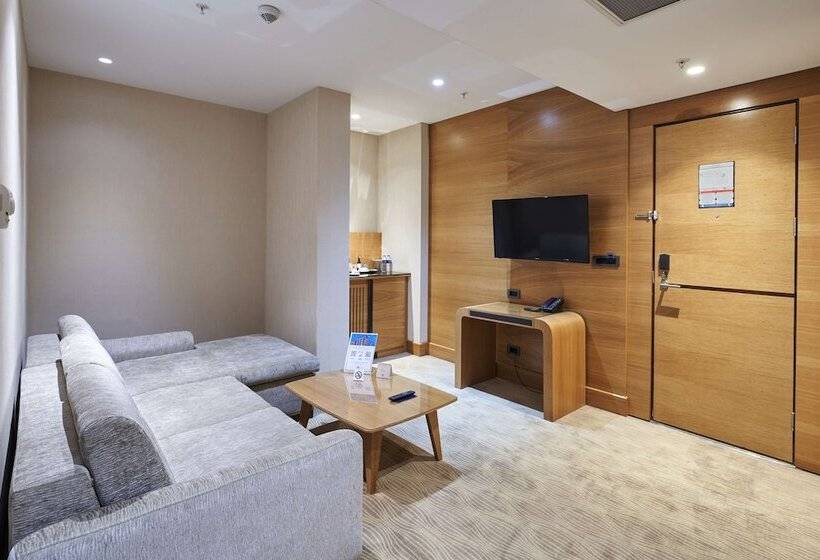 스위트 킹사이즈 침대, Doubletree By Hilton Hotel Istanbul Tuzla