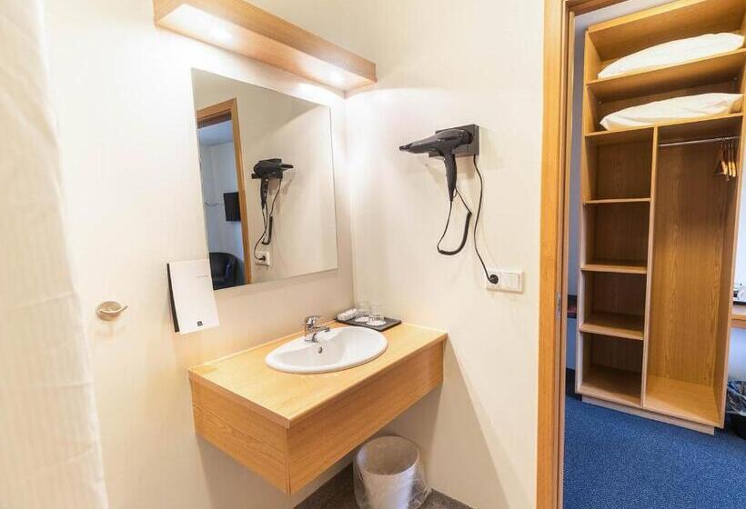 اتاق استاندارد, Adventure Hotel Geirland