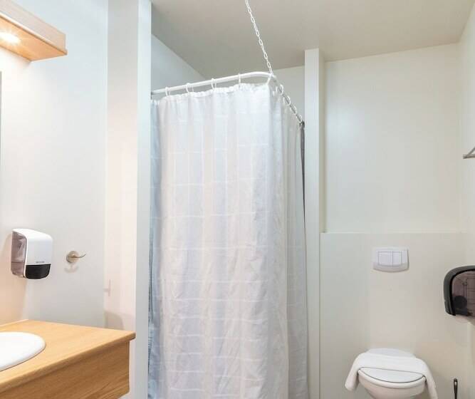 اتاق استاندارد, Adventure Hotel Geirland