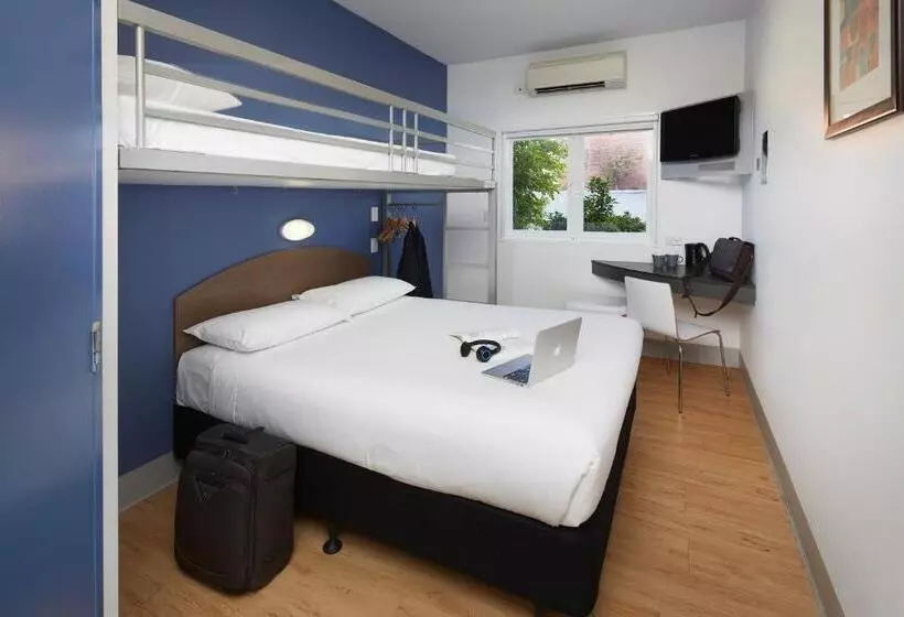 اتاق استاندارد سه نفره, Ibis Budget Perth Airport