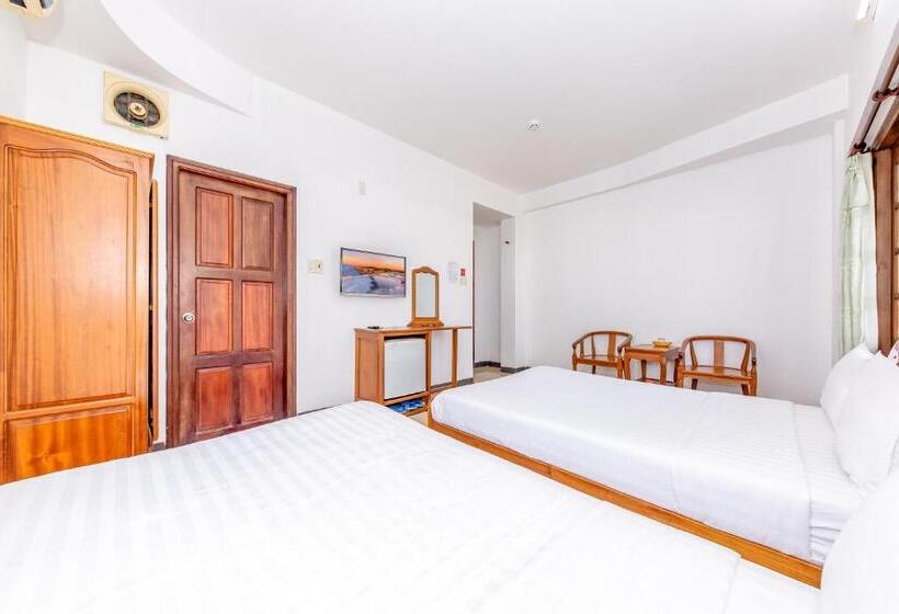 اتاق استاندارد, Minh Cat