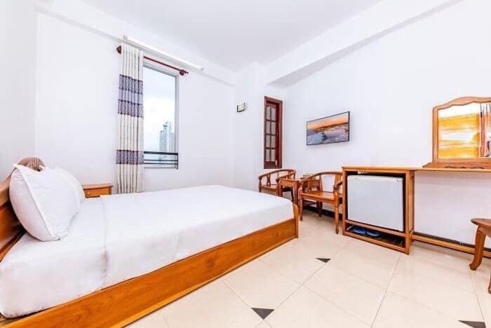 اتاق استاندارد, Minh Cat