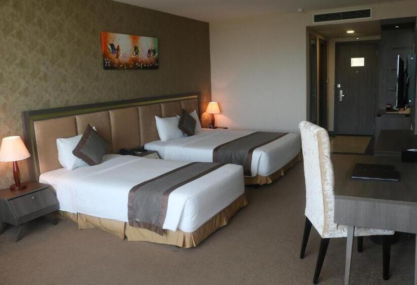 디럭스 트리플 룸, Muong Thanh Luxury Can Tho