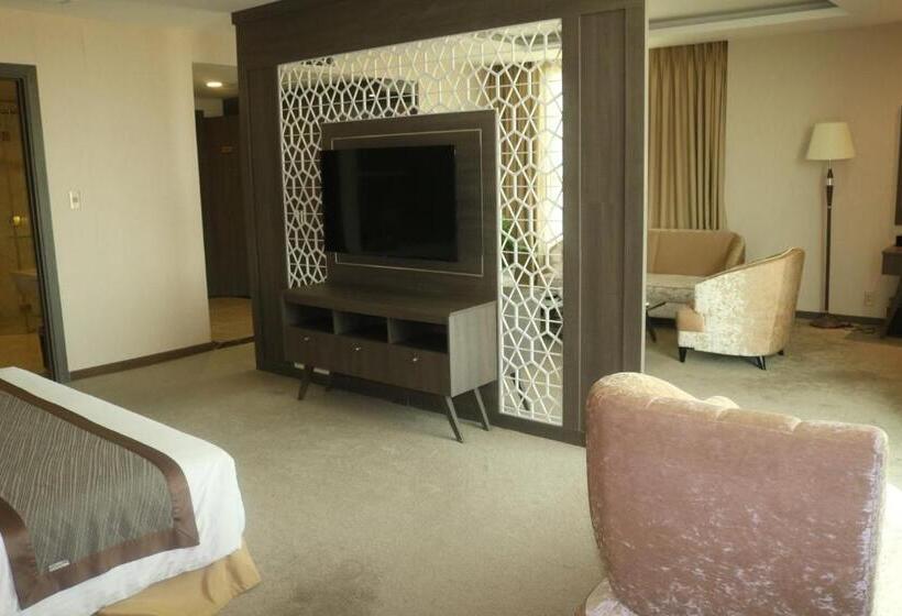 سوییت اجرایی, Muong Thanh Luxury Can Tho