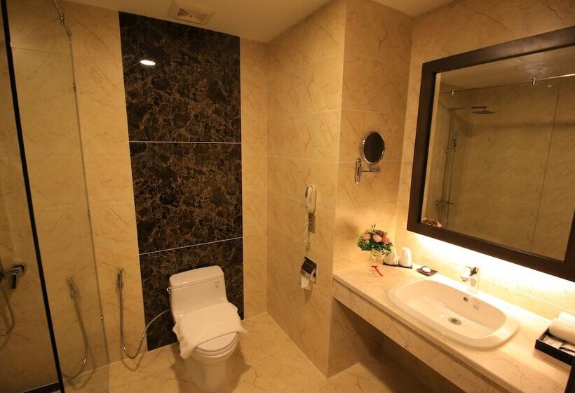 اتاق لوکس سه تخته, Muong Thanh Luxury Can Tho