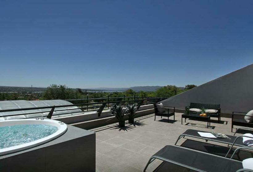 Люкс, Pinares Panorama Suites & Spa