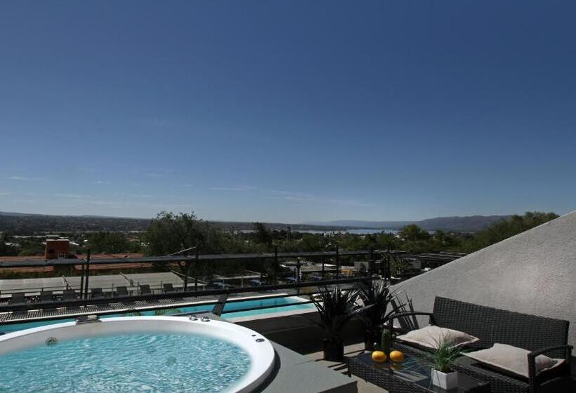 اتاق لوکس, Pinares Panorama Suites & Spa