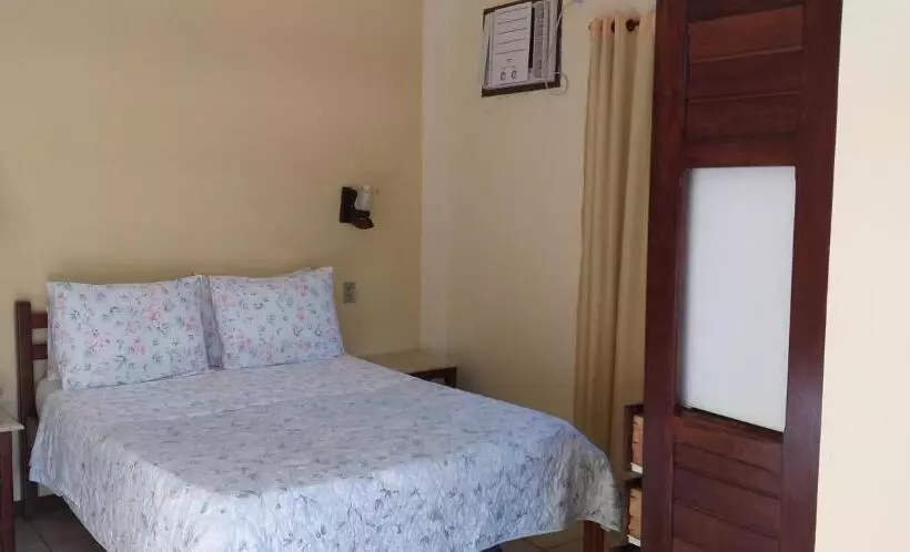 スタンダード４人部屋, Pousada Farol Dos Borbas